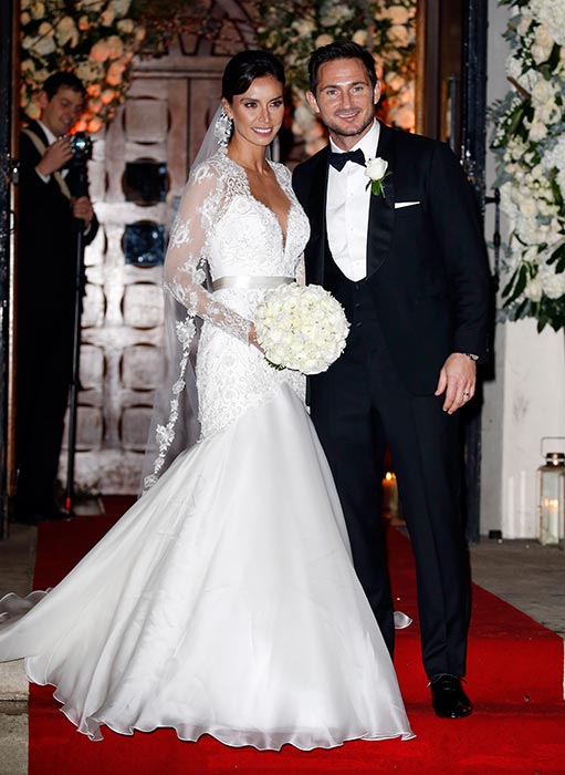 克里斯汀·布莱克利（Christine Bleakley）和弗兰克·兰帕德（Frank Lampard）的婚纱